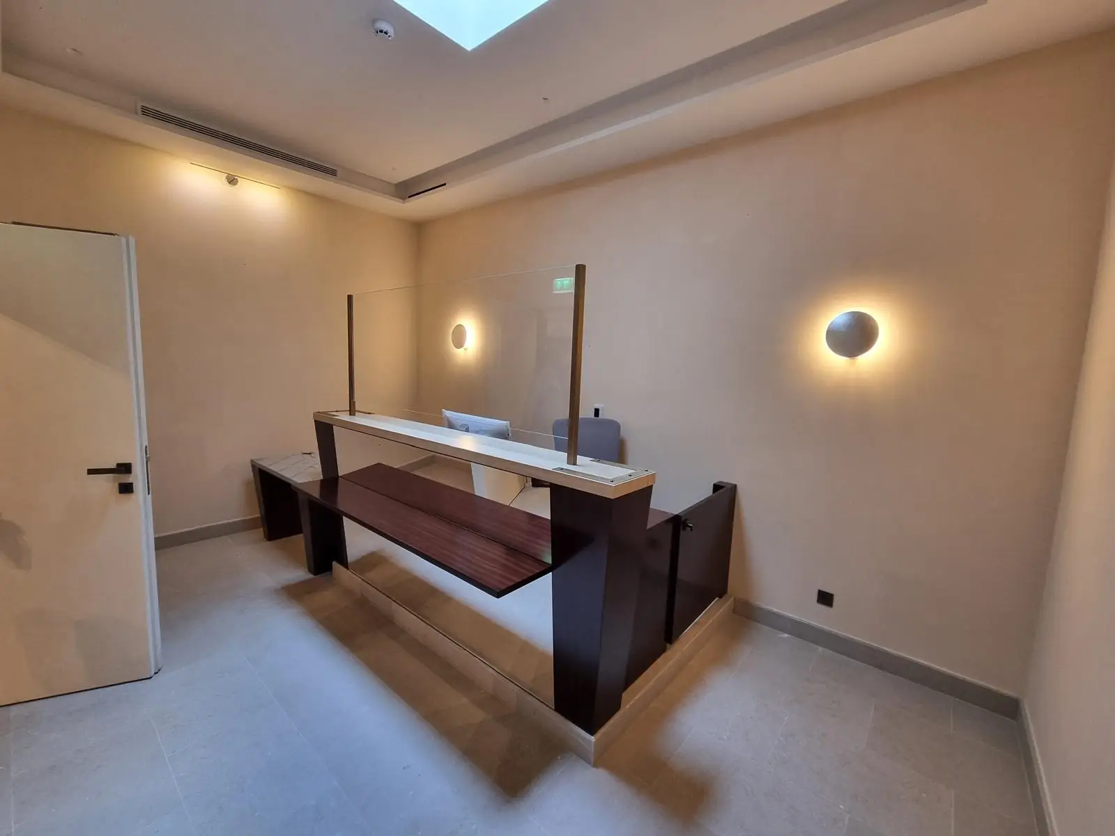 Paris-CDG-Airport-TARMAC-Service